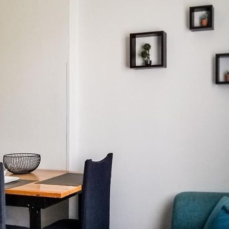Spacious And Cozy Apartment - Ajia Apartment Tirana Bagian luar foto