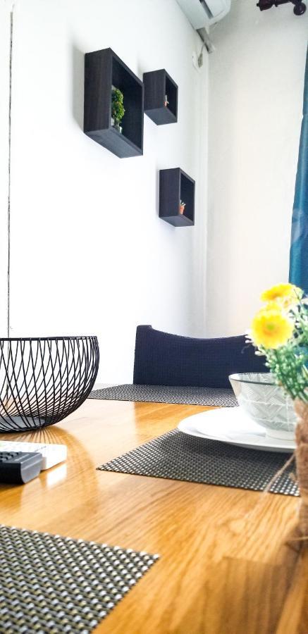Spacious And Cozy Apartment - Ajia Apartment Tirana Bagian luar foto